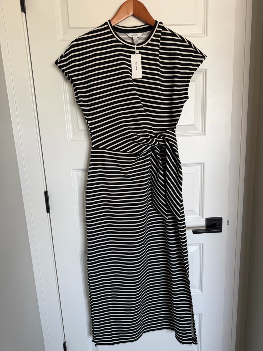 Spanxs Tie-Waist Midi Dress - Black/White